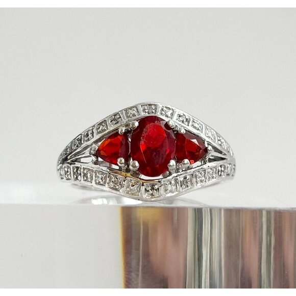 Vintage Jewelry - Art Deco Garnet Oval Cut Multi Gemstone Tapered Shank Sterling Silver Ring sz 8